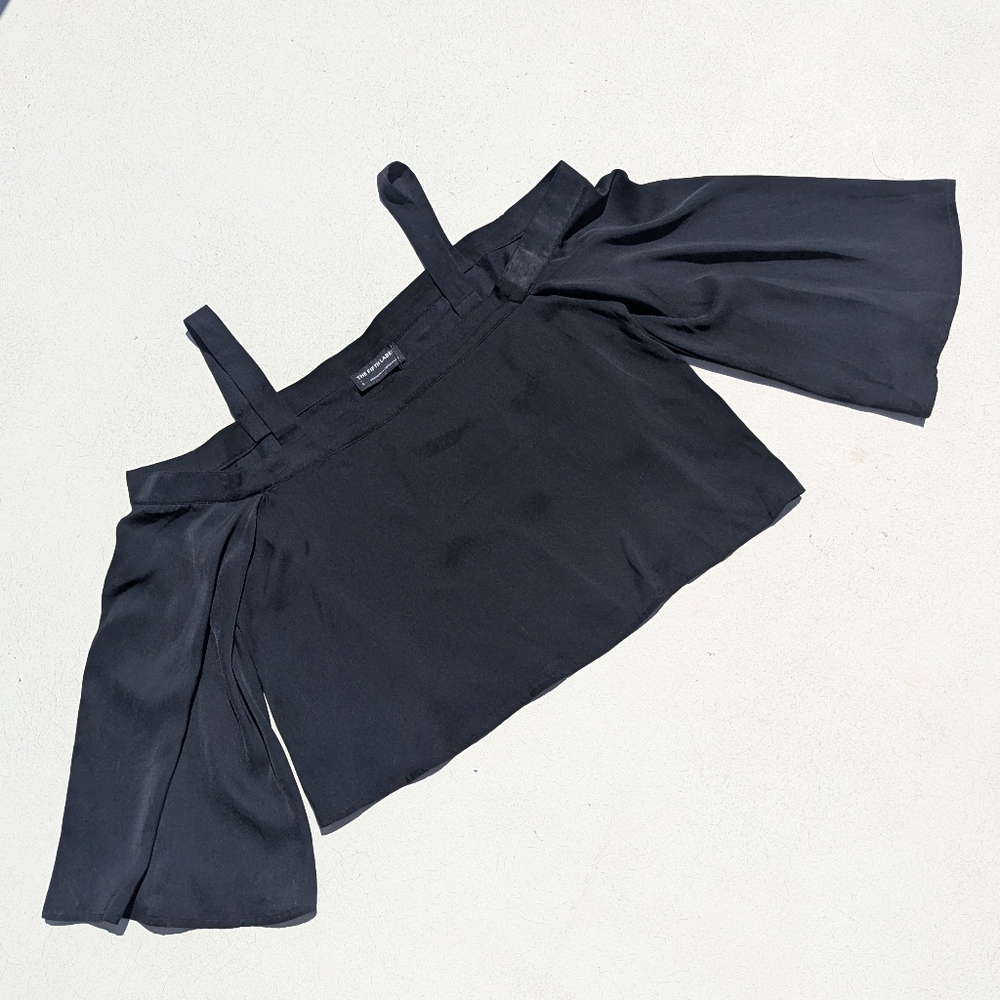 NWT The Fifth Label | In Full Light Off Shoulder Crop Silky Top Black Small